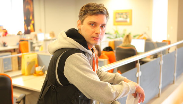 Андрей Стенин.