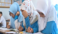 Казахстан. Стоит ли разрешить в школах намазхану, а детям платки?