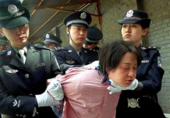  Публичные казни. Японский журналист расследует обстоятельства публичных казней в Китае