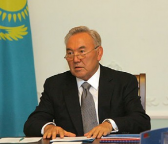 Назарбаев поручил перевести делопроизводство на госязык в регионах с казахскоязычным населением