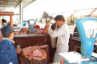 Куда исчезло свежее мясо со всех рынков Ашхабада?