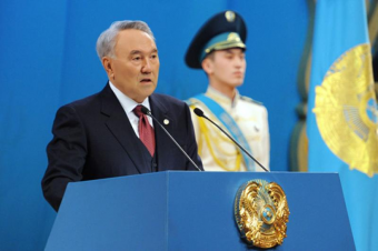 Казахстан: Из третьего мира в четвертый? Итоги 2013 года и послание Назарбаева