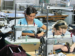 В 2013 году текстильное производство КР не обеспечило темпы роста из-за увеличения ввоза контрафактной продукции «Сделано в Кыргызстане»
