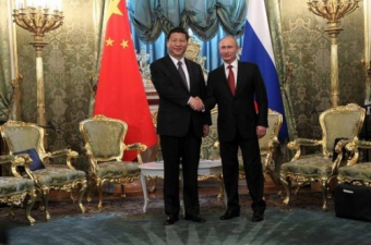 Главная стратегическая ошибка Вашингтона - ссора с Китаем и Россией одновременно