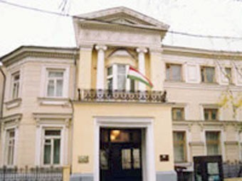 Посольство РТ в РФ: Вопрос о снятии запрета на въезд таджикским студентам в Россию решается