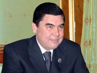 Президент Туркменистана провозгласил конституционную реформу