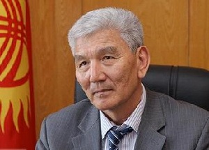 Депутат: Омурбек Текебаев предлагает антиконституционный законопроект против Кумтора (Кыргызстан)