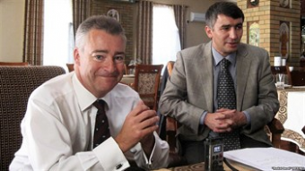 Британский посол в Душанбе дал новорожденному сыну таджикское имя