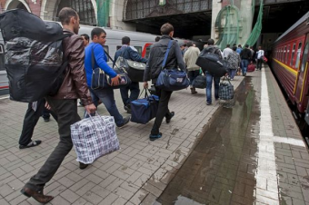 Госстатистика в Узбекистане трудовых мигрантов не обнаружила