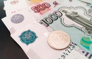 Курс рубля к тенге возобновит рост - эксперт