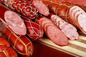 Инспекторы стран ТС летом 2014 года выявили нарушения по мясной продукции на крупных предприятиях Кыргызстана
