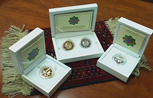 Туркмения выпустила памятные монеты в честь запуска своего спутника