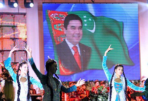 Туркмения: по одежке протягивай ножки