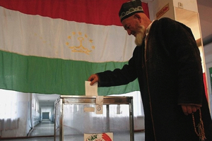 Референдум в Таджикистане: «за» все инициативы властей