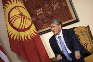 Китай стремительно вытесняет из Киргизии США и Россию