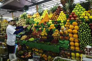 Узбекский премьер: экспорт овощей и фруктов в Россию нужно избавить от посредников