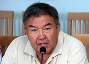 «Россия пытается привлечь в ЕАЭС Таджикистан, активно помогая Кыргызстану»