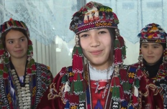Лакайцы: как живет одно из самых больших узбекских племен Таджикистана