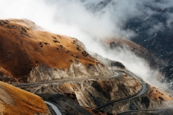 Памирский тракт оказался 2-м в списке красивейших автодорог мира по версии «National Geographiс»