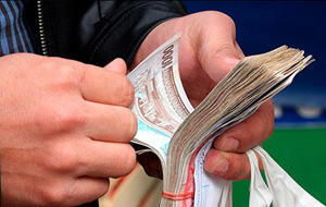 В Узбекистане зарплаты и пенсии повысили на 15 процентов