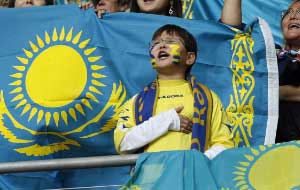 Можно ли научить казахстанцев патриотизму?