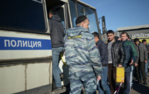 В Россию или в Турцию? Мигранты из Центральной Азии — на перепутье