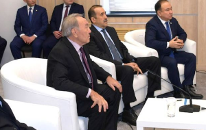 Казахстан: Назарбаев «перестраивает» центры влияния