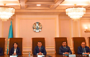 Президент Н.Назарбаев имеет право на отставку