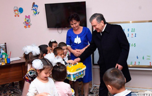 В Узбекистане создается сеть президентских школ для талантливых детей