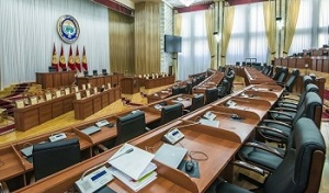 Кыргызстан. Грядущие выборы в ЖК. Возврат Биримдика, партия власти и одномандатники