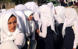 Платочки белые, глаза печальные. В Казахстане снова началась борьба за непокрытые головы учениц