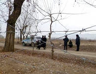 Как гетто. Кыргызстан огородил анклавы колючей проволокой