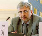 Валентин Богатырев: У кыргызской оппозиции есть только два повода - Ташиев и Кумтор