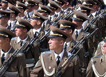 Таджикистан. Парням, которые добровольно пойдут служить в армию, обещают земли