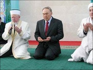 Казахстан: На пути к государственной религии?