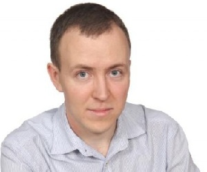 Эксперт: Предложенная президенту Нацпрограмма о госязыке приведет общество Киргизии к самоизоляции