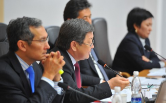 Каким было ушедшее в отставку правительство КР?