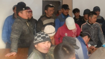 Как депутат мигрантам «золотые горы» обещал