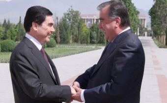 Бердымухаммедов предложил Рахмону покупать у него электроэнергию