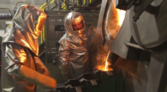 Профсоюз: производство на Кумторе остановится