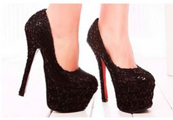 В Таможенном союзе предлагают запретить кеды и высокие каблуки