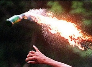 В Таджикистане коктейль Молотова приравняли к огнестрельному оружию