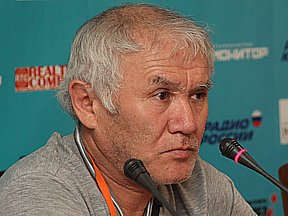 «Таджики окружили». Хорошо, что руководства нашли хоть какой-то общий язык, стали вести переговоры, и решают вопрос границы...