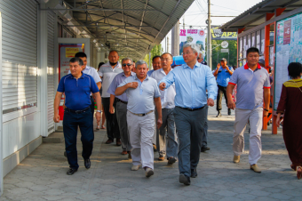 Засохший чумазый Бишкек: Куда смотрит хозяин?