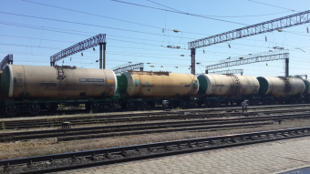 В Жамбылской области могут взорваться 250 цистерн с топливом