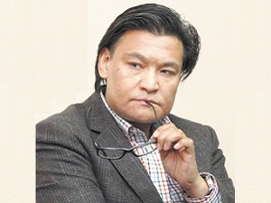 Кубат Рахимов: Даже если акции «Centerra Gold» упадут в цене, Кыргызстан их не выкупит