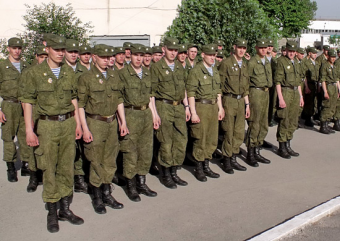 Российские военные в Таджикистане учат таджикский язык