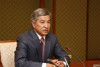 Имангали Тасмагамбетов назначен министром обороны; у Астаны новый аким