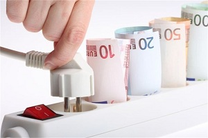 Стоимость импортируемой в Кыргызстан электроэнергии увеличилась до 9,8 цента