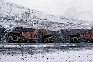 Кумтор между Канадой и Киргизией